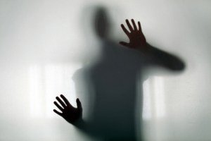 korkularla yüzleşmek